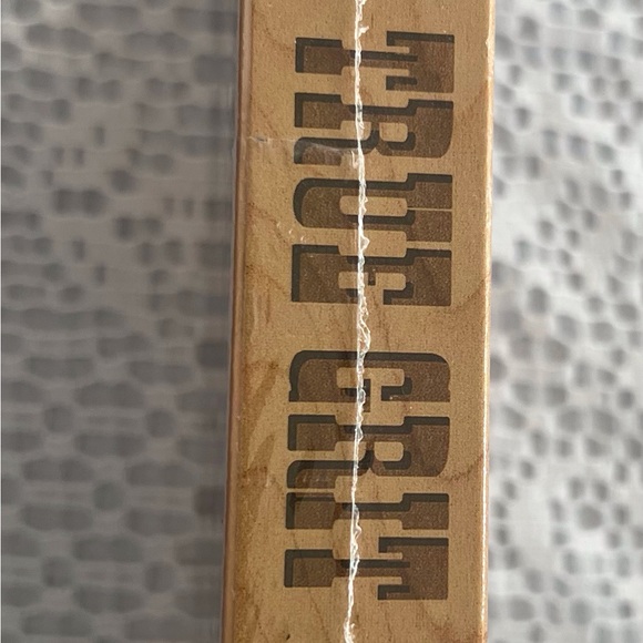 True Grit VHS PG - Picture 2 of 3